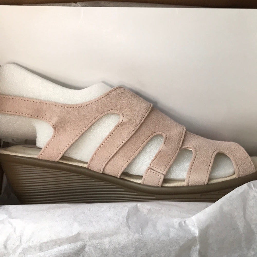 Skechers Suede Peep-toe Slingback Wedges Size 8